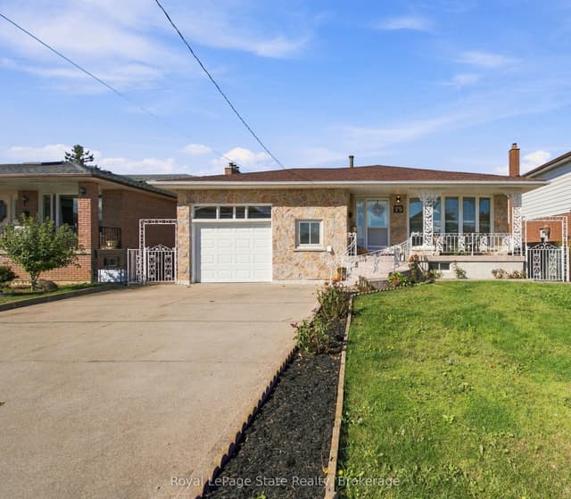 Detached at 79 Oakland Drive, Hamilton, ON L8E 1B5