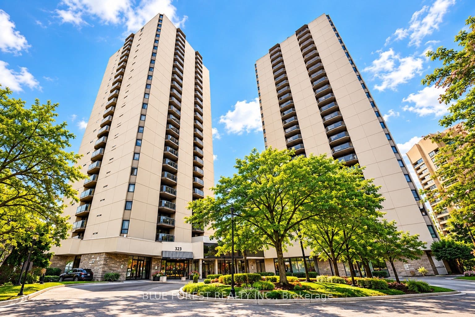 Suite 303 · Floor 3, Unit 303 · 323 Colborne St