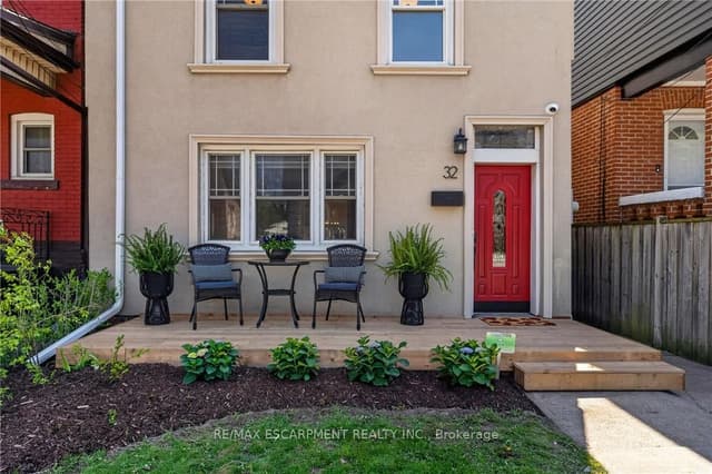 Detached at 32 Magill Street, Hamilton, ON L8R 2Y5