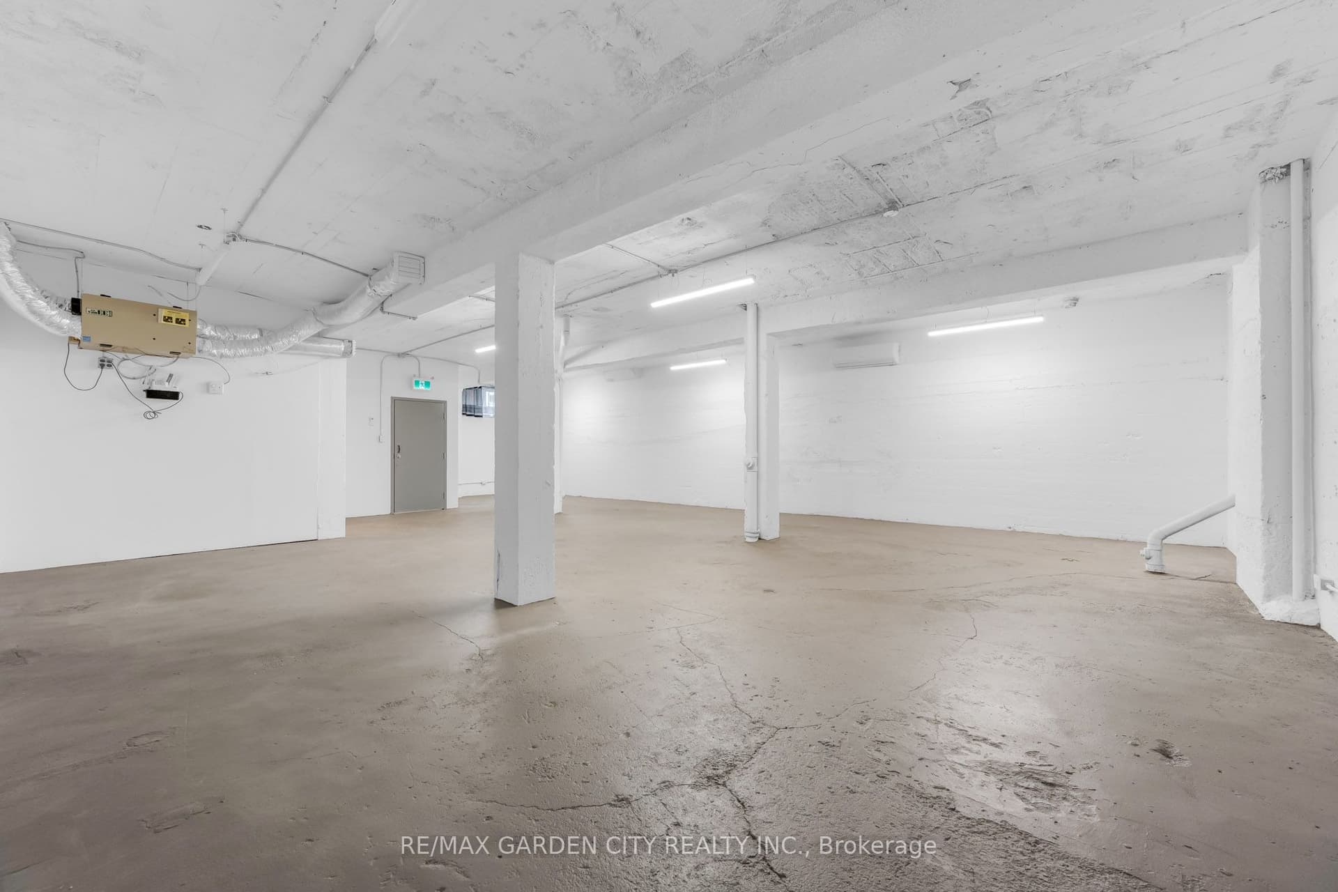 Unit 4 Lower, Unit 4 Lower · 16 Myrtle Ave