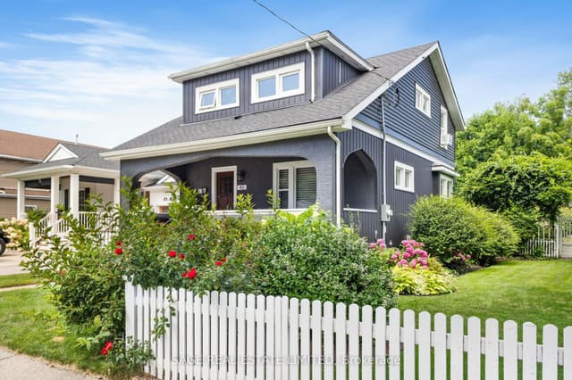 Detached at 40 Main Street, St. Catharines, ON L2N 4T7