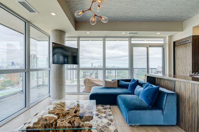 Condo Apartment at 501 St Clair Avenue W 1902, Toronto, ON M5P 0A2, Toronto C02
