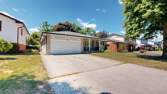 Detached at 31 Applewood Lane, London South, ON N6J 3P9