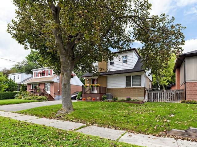 Detached at 16 Clearbrooke Circle, Toronto, ON M9W 2E3, Toronto W10