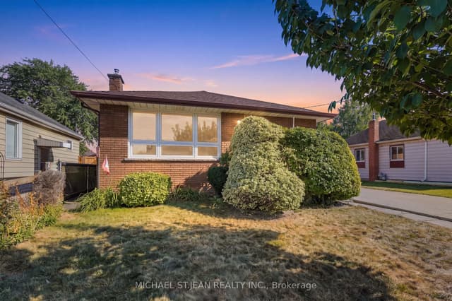 Detached at 234 Normanhurst Avenue, Hamilton, ON L8H 5N2