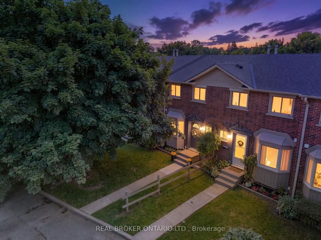 Condo Townhouse at 149 Brantwood Park Road D, Brantford, ON N3P 1X9