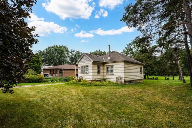 Detached at 1412 Old York Road, Burlington, ON L7P 4Z5