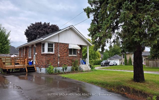 Detached at 49 Grassmere Court Lower, Oshawa, ON L1H 3X3
