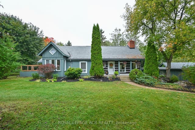 Detached at 1762 Queen Street, Caledon, ON L7K 2N6