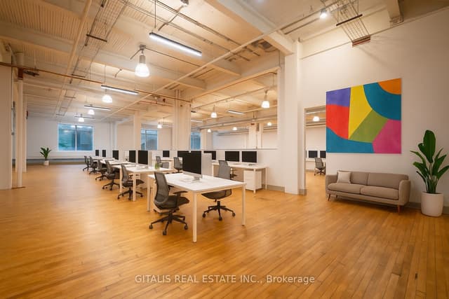 Office at 219 Dufferin Street 112C, Toronto, ON M6K 1J1, Toronto W01