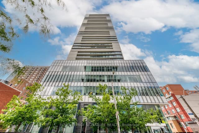 Condo Apartment at 89 McGill Street 1011, Toronto, ON M5B 1H5, Toronto C08
