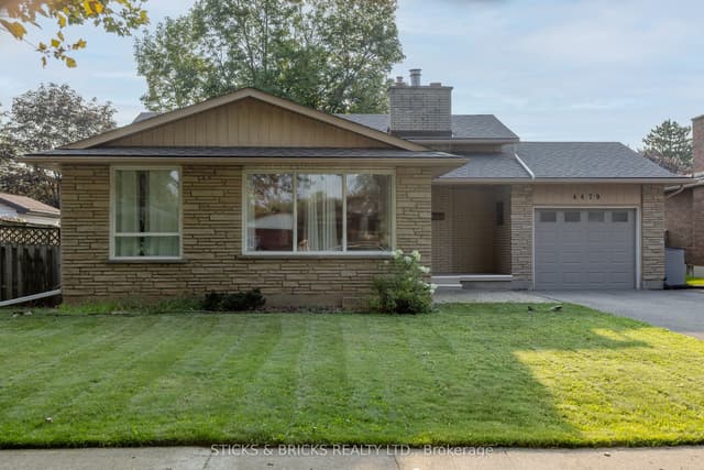 Detached at 4479 Mitchell Avenue, Niagara Falls, ON L2E 6R6