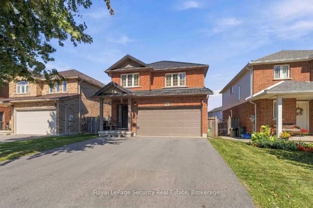 Detached at 785 Tenth Avenue, Hamilton, ON L8T 2G4