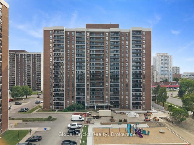 Condo Apartment at 17 Knightsbridge Road 1103, Brampton, ON L6T 3X9