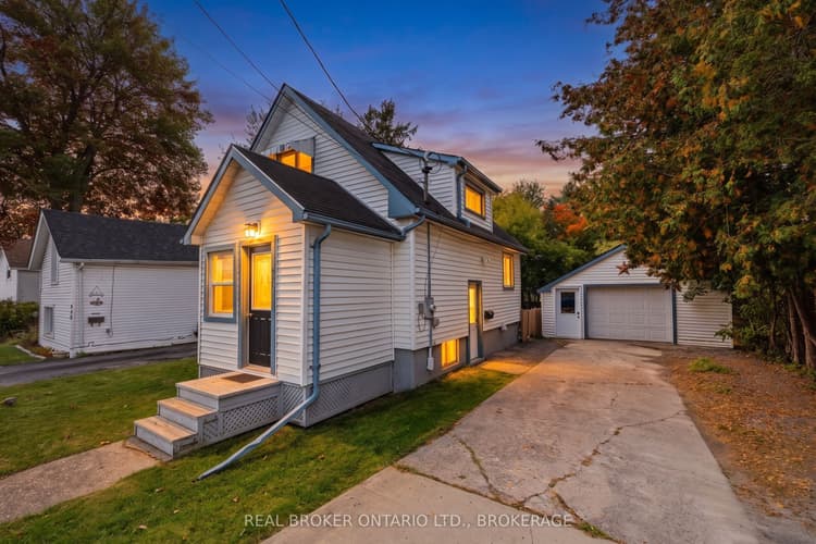 657 COLLINS BAY Road