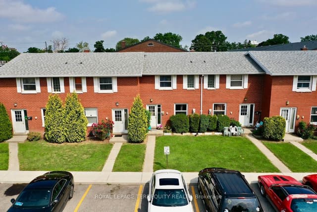 Condo Townhouse at 41 Orchard Place, Chatham-Kent, ON N7M 1A6