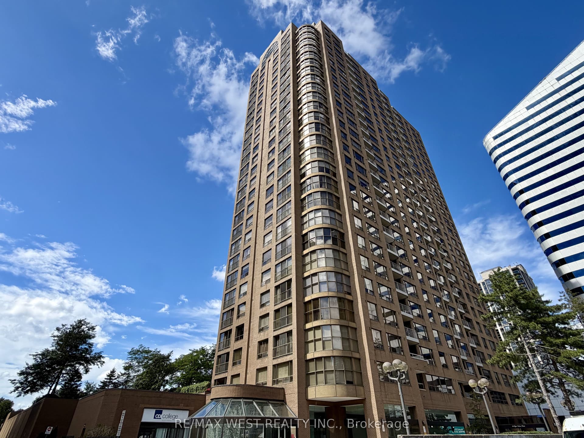 Suite 2405 · Floor 24, Unit 2405 · 100 Upper Madison Ave