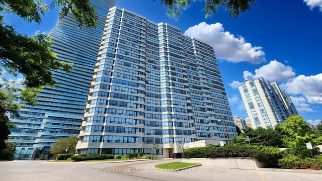 Condo Apartment at 400 Webb Drive 2010, Mississauga, ON L5B 3Z7