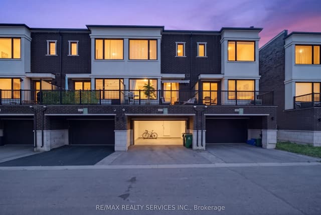 Att/Row/Townhouse at 3878 Major Mackenzie Drive, Vaughan, ON L4H 4R2