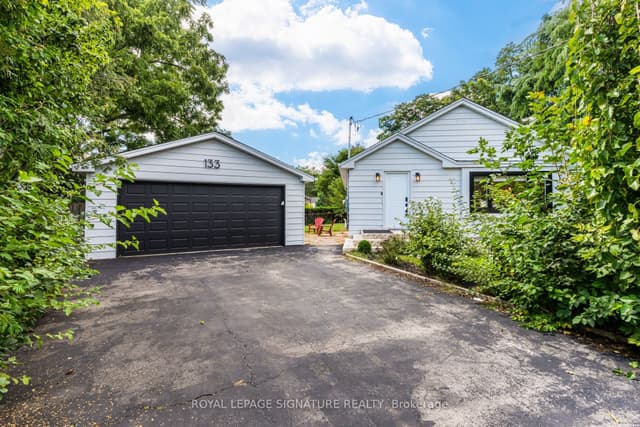 Detached at 133 Inglewood Drive, Oakville, ON L6K 1W8
