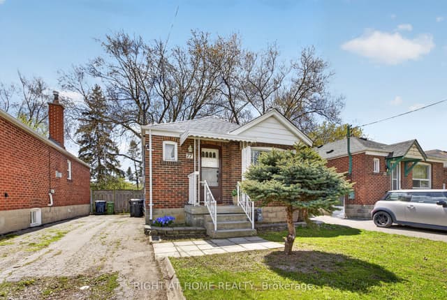 Detached at 77 Elma Street, Toronto, ON M8V 1X9, Toronto W06