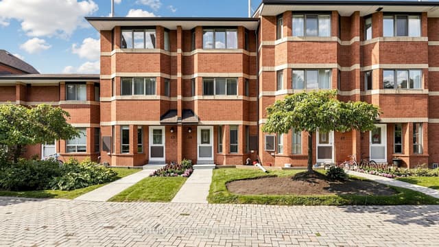 Condo Townhouse at 2472 Eglinton Avenue E TH26, Toronto, ON M1K 5J9, Toronto E08