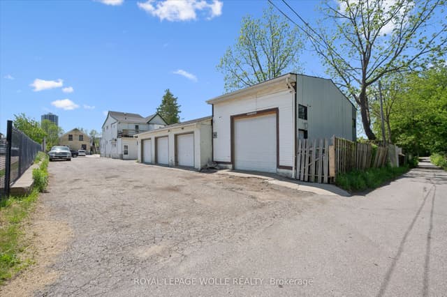 Fourplex at 202 Breithaupt Street, Kitchener, ON N2H 5H4