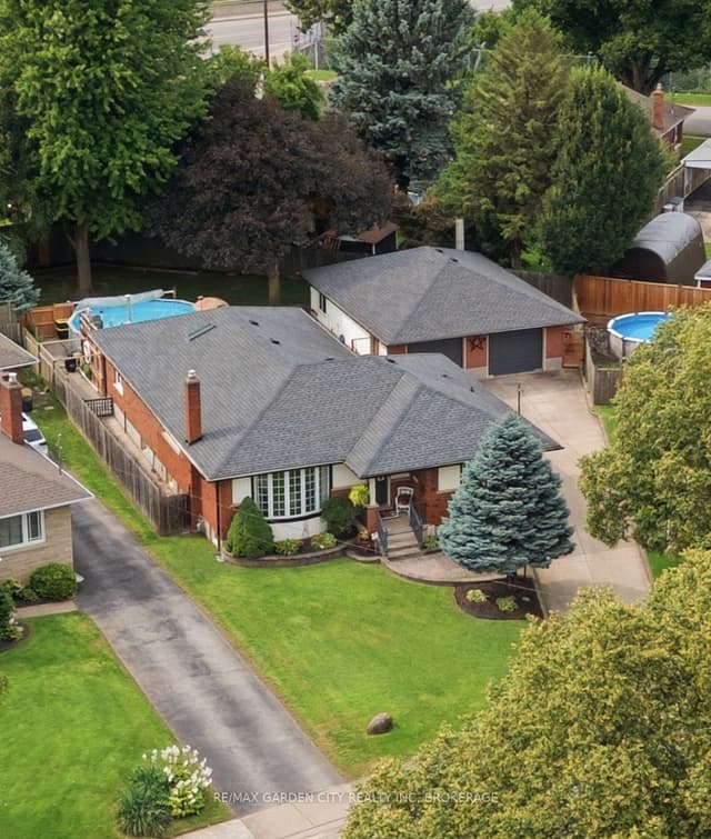 Detached at 4993 RENDALL Crescent, Niagara Falls, ON L2E 5E6