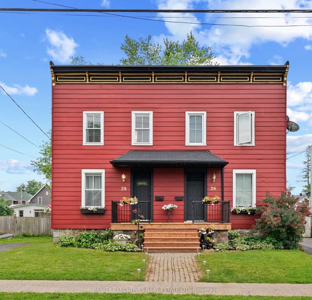 Semi-Detached at 28 5th Street E, Cornwall, ON K6H 2L4