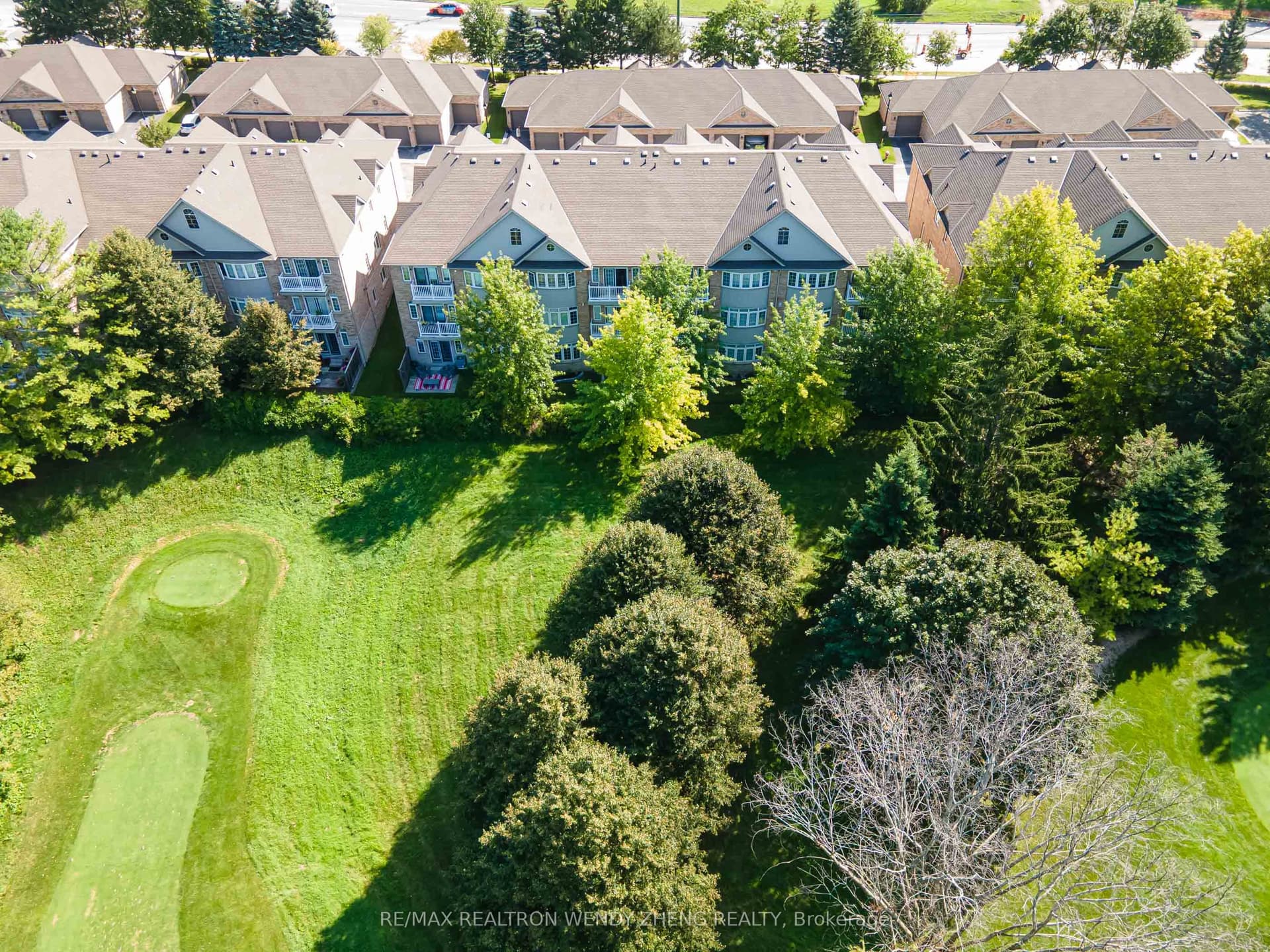 Suite 21, Unit 21 · 520 Silken Laumann Dr