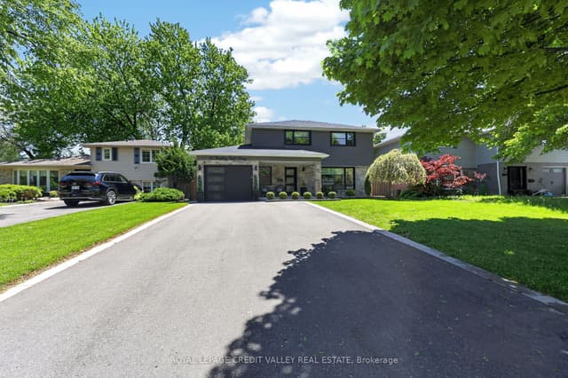 Detached at 185 Bartley Bull Parkway, Brampton, ON L6W 2K1