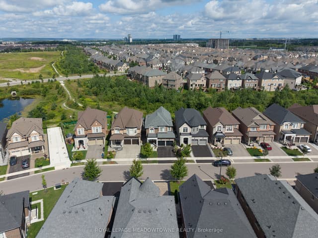 Detached at 461 Parent Place, Milton, ON L9E 1L2
