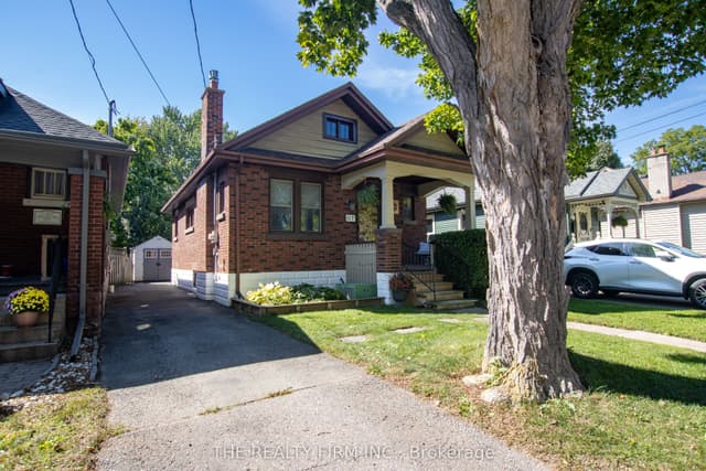 Detached at 117 Thornton Avenue, London East, ON N5Y 2Y6