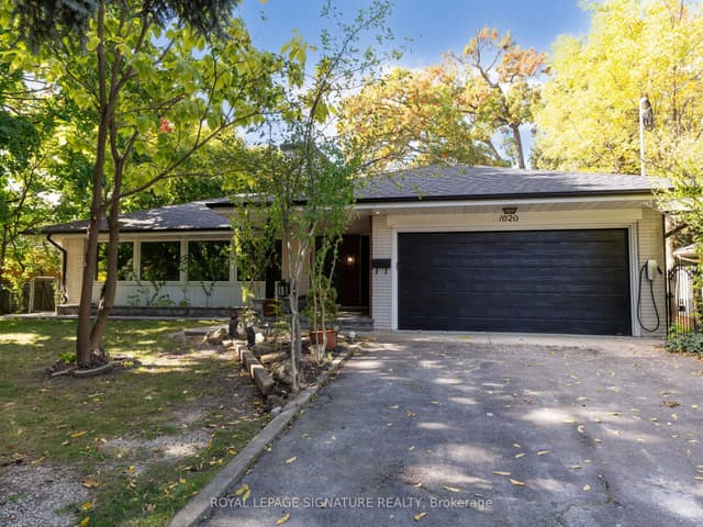 Detached at 1620 Islington Avenue, Toronto, ON M9A 3M6, Toronto W08