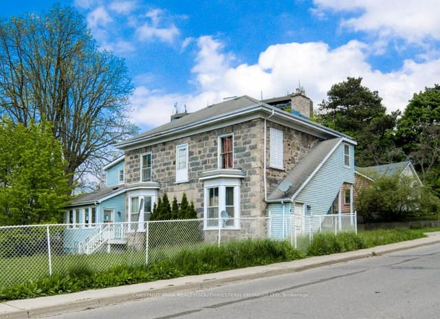 Fourplex at 245 Ainslie Street S, Cambridge, ON N1R 3L2