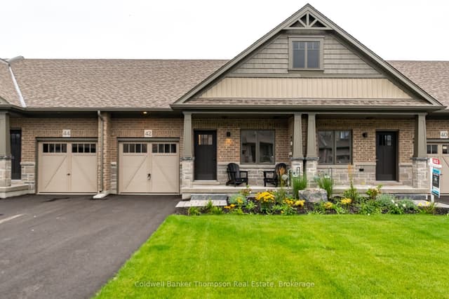 Att/Row/Townhouse at 42 Charles Morley Boulevard, Huntsville, ON P1H 0G5