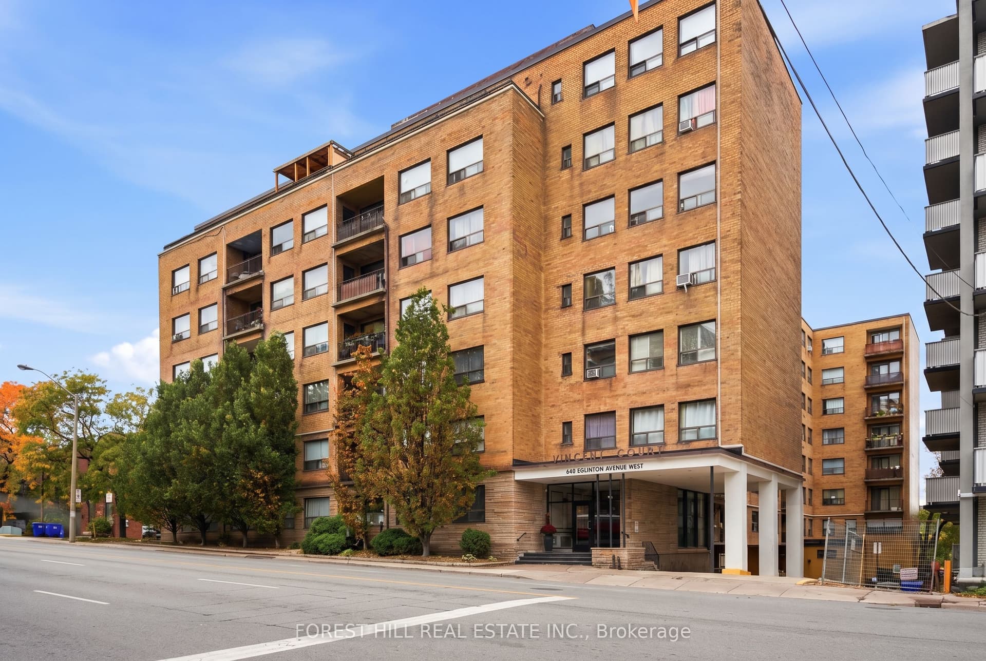 Suite 410 · Floor 4, Unit 410 · 660 Eglinton Ave W