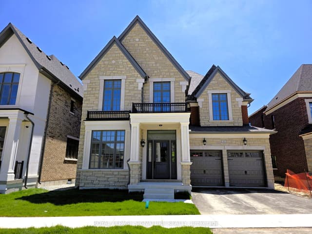 Detached at 16 Gianvito Crescent, King, ON L7B 0T2