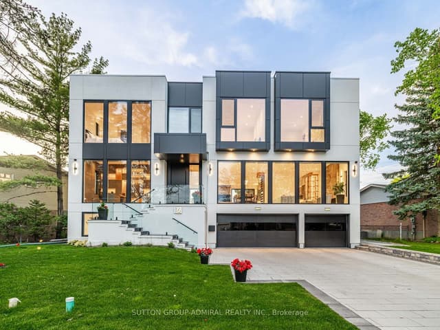 Detached at 16 Sanderson Crescent, Richmond Hill, ON L4C 5L4