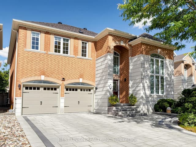 Detached at 40 Gemini Crescent, Richmond Hill, ON L4S 2K6