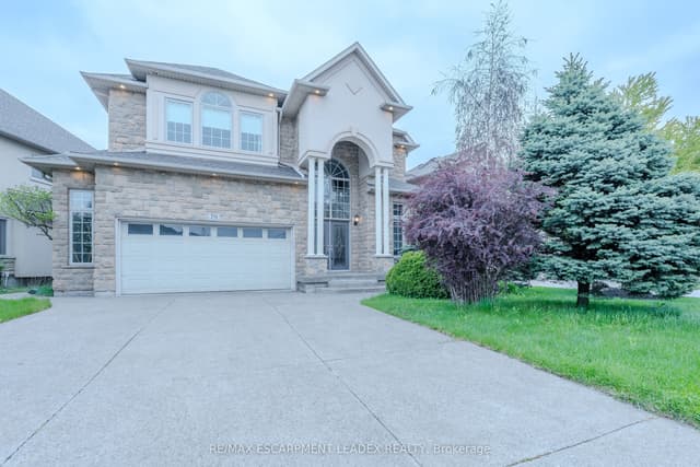 Detached at 79 Moorland Crescent, Hamilton, ON L9K 1N7