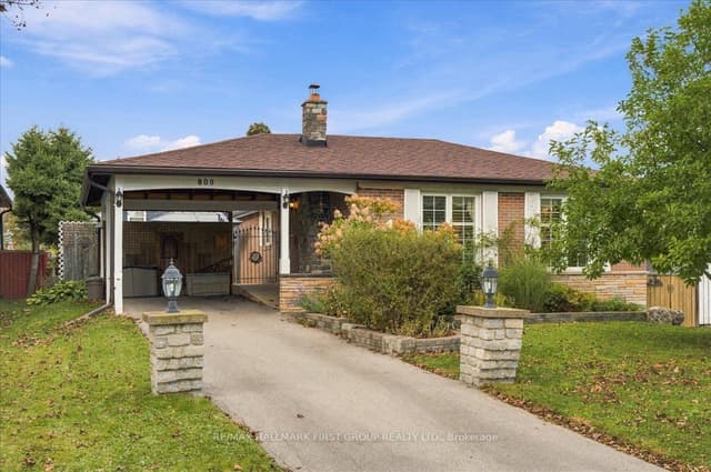 Detached at 809 Bem Avenue, Pickering, ON L1W 1X2