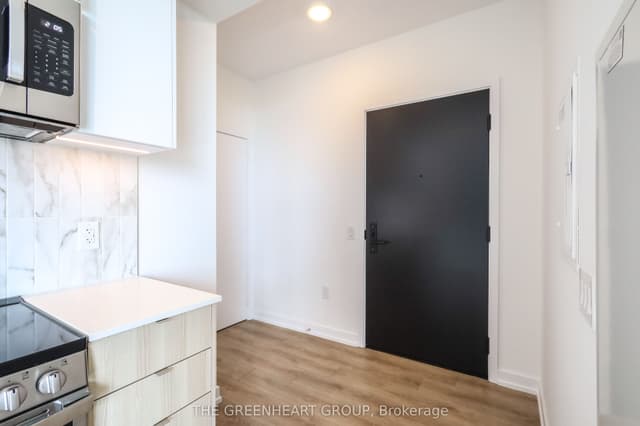 Condo Apartment at 500 Dupont Street 718, Toronto, ON M6G 0B8, Toronto C02