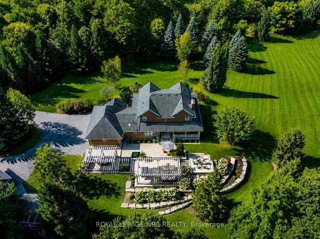 Detached at 2960 Holland Road, Pelham, ON L2V 5K7