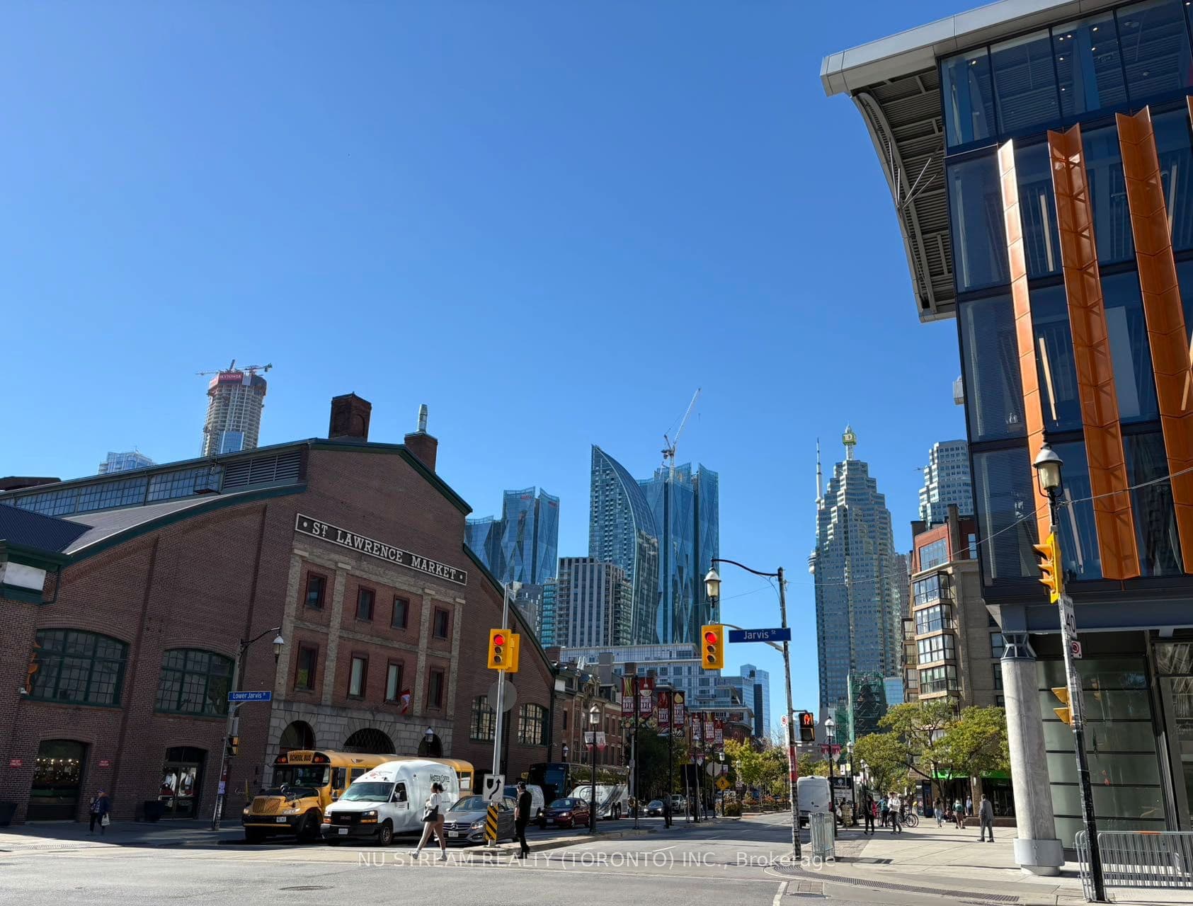 Unit 301, Unit 301 · 100 Front St E