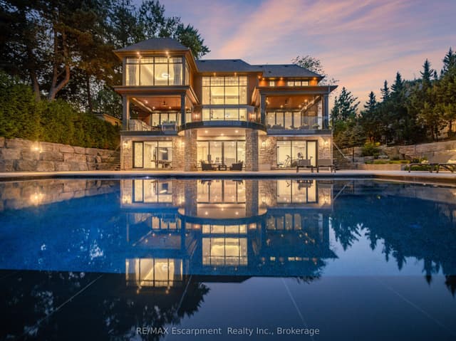 Detached at 140 Secord Lane, Burlington, ON L7L 2H7
