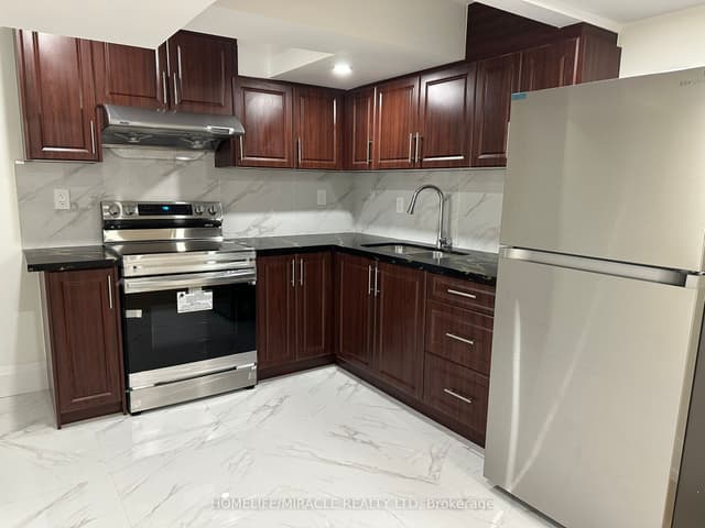 Detached at 11 Cresswell Drive, Brampton, ON L6Y 2T5