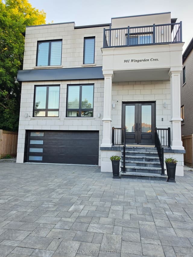 Detached at 901 Wingarden Crescent, Pickering, ON L1V 7C5
