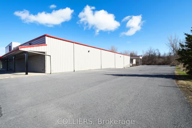 Commercial Retail at 1850 Vincent Massey Drive, Cornwall, ON K6H 5R6