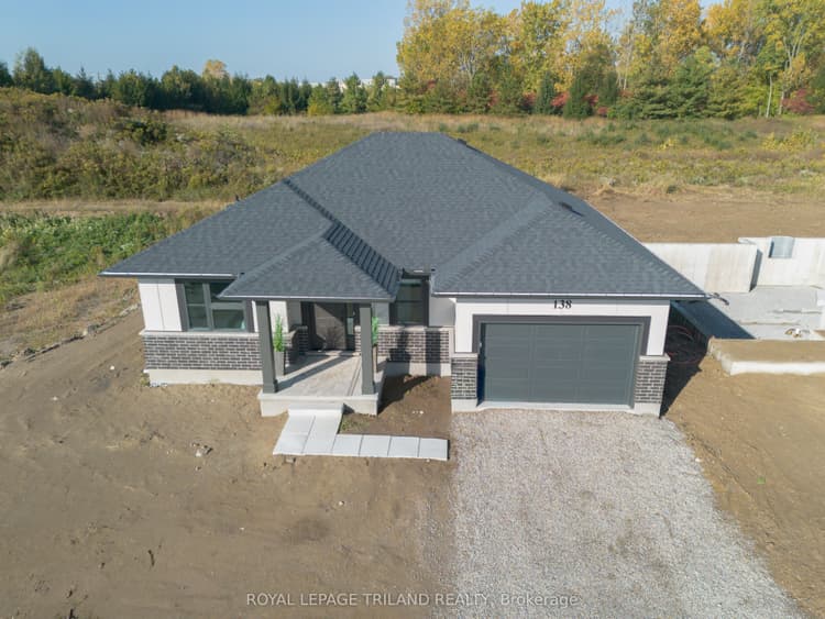 138 BENJAMIN Parkway